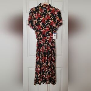 Chaps Floral Dresd
